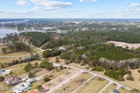 604 Shorey Drive Oriental NC 28571