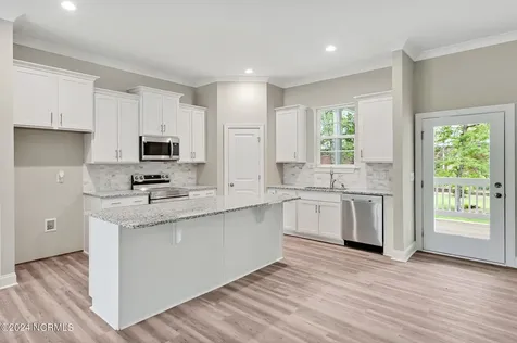 3040 E Fairway Circle SW Supply NC 28462