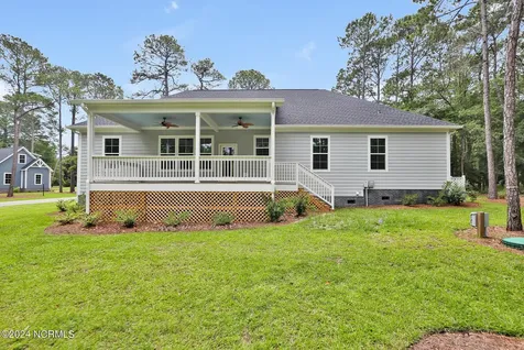 3040 E Fairway Circle SW Supply NC 28462