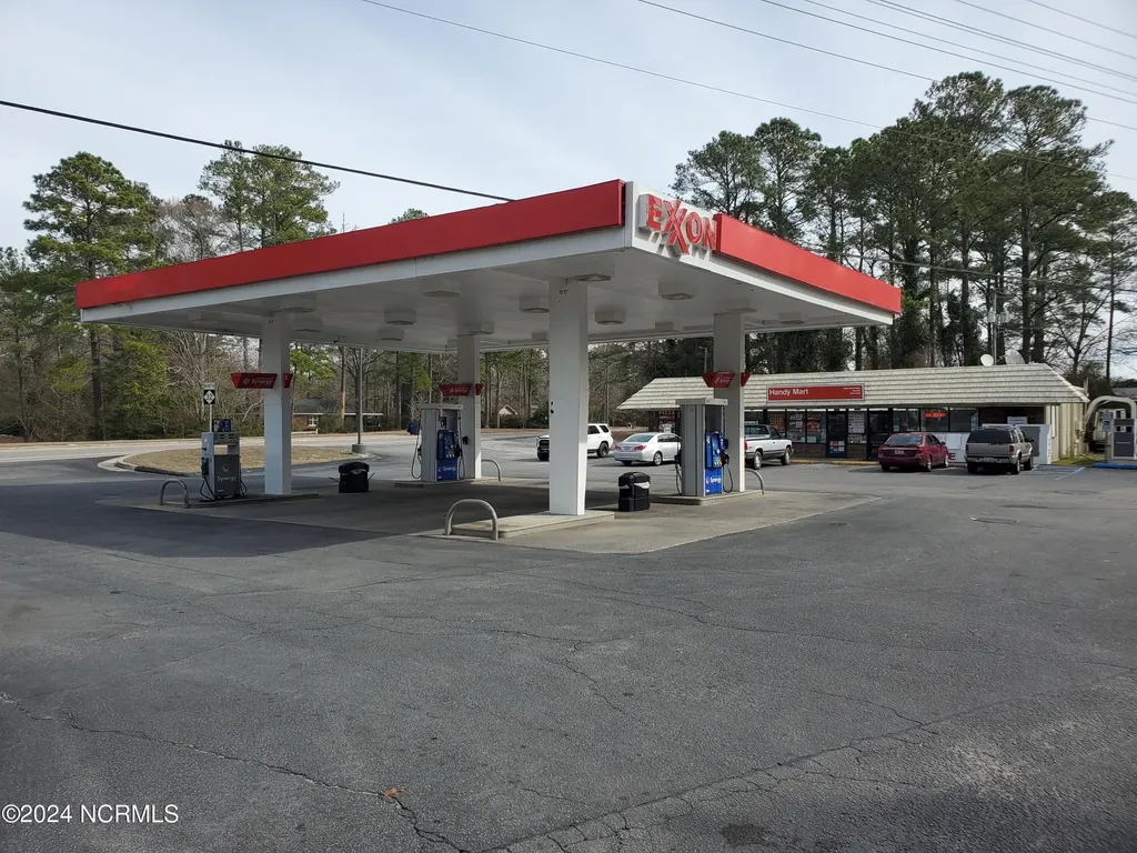 5385 River Road Washington NC 27889