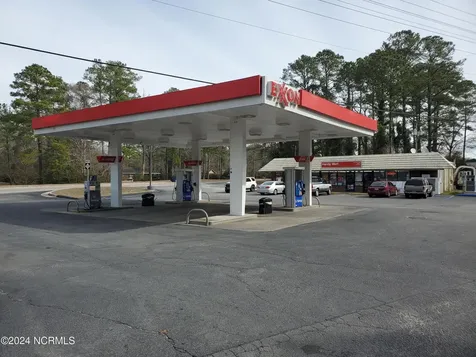 5385 River Road Washington NC 27889