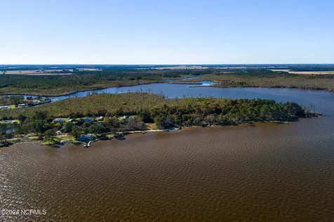 00000 Driftwood Drive Elizabeth City NC 27909