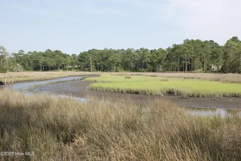 407 Salt Creek Road Swansboro NC 28584