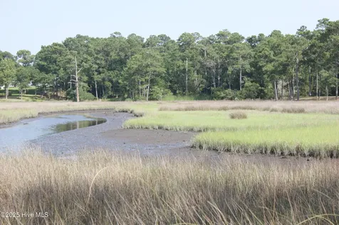 407 Salt Creek Road Swansboro NC 28584