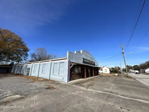 4392 Lee Street Ayden NC 28513