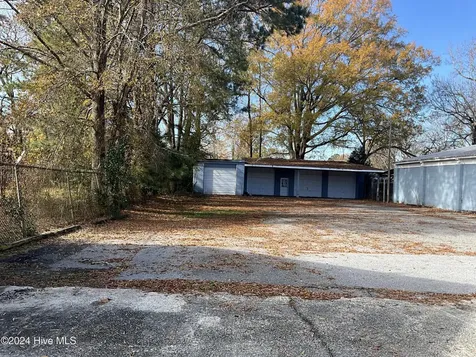 4392 Lee Street Ayden NC 28513