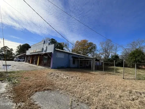 4392 Lee Street Ayden NC 28513