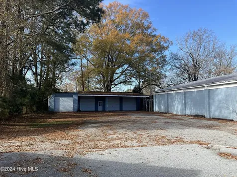 4392 Lee Street Ayden NC 28513