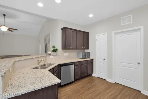 6639 Ramsey Street Fayetteville NC 28311