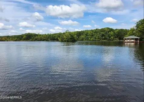 38 Gordon Lane Macon NC 27551