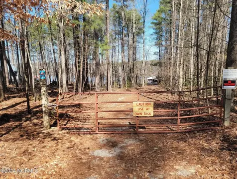 38 Gordon Lane Macon NC 27551