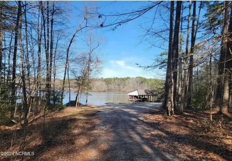 38 Gordon Lane Macon NC 27551