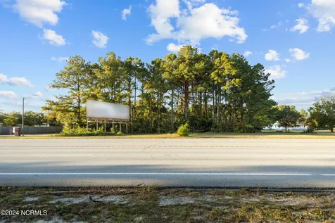 4812 Highway 24 Newport NC 28570