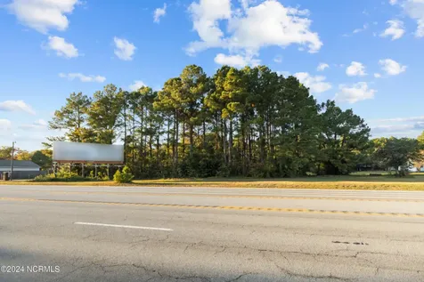 4812 Highway 24 Newport NC 28570
