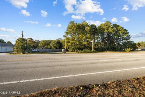 4812 Highway 24 Newport NC 28570