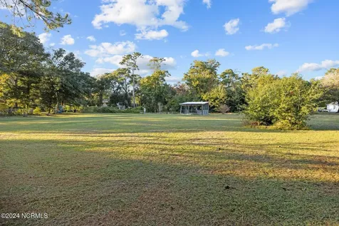 4812 Highway 24 Newport NC 28570