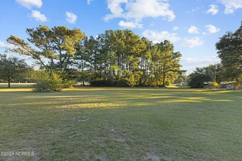 4812 Highway 24 Newport NC 28570