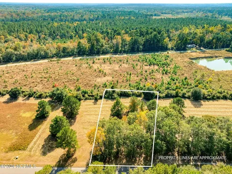 130 Cypress Point Wallace NC 28466