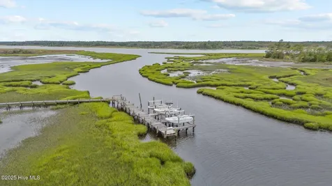 134 Madison Bay Drive Beaufort NC 28516