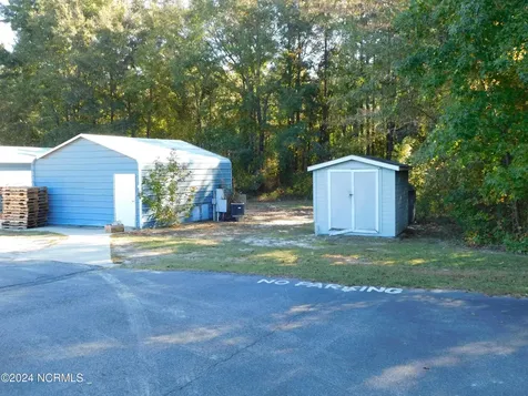 11121 Turnpike Road Laurinburg NC 28352