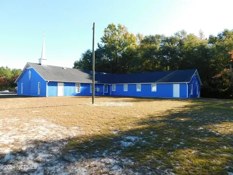 11121 Turnpike Road Laurinburg NC 28352