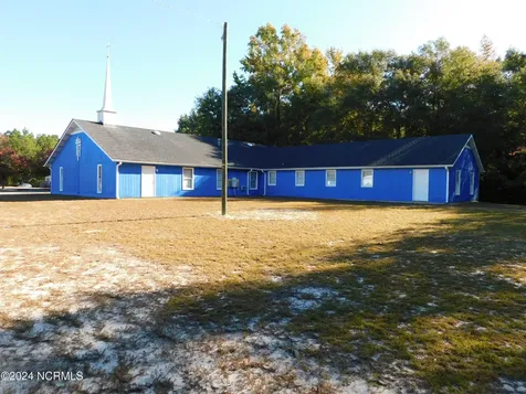 11121 Turnpike Road Laurinburg NC 28352