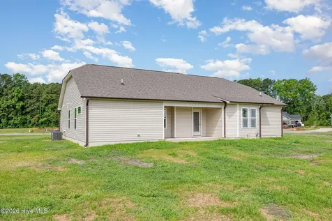 210 Maxwell Farm Lane Selma NC 27576