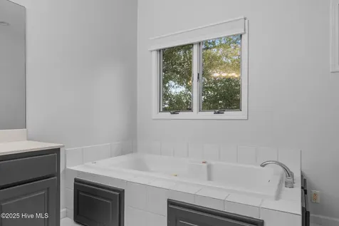 518 Egret Lake Drive Pine Knoll Shores NC 28512