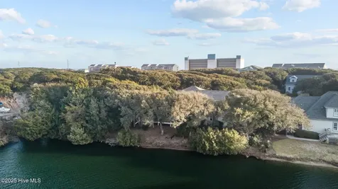 518 Egret Lake Drive Pine Knoll Shores NC 28512