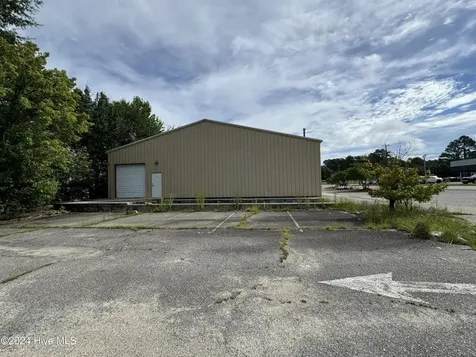 1708 E Broad Avenue Rockingham NC 28379