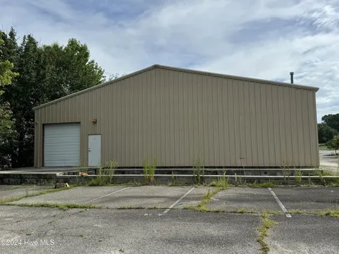1708 E Broad Avenue Rockingham NC 28379