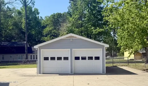 2443 Creekside Road Kinston NC 28504