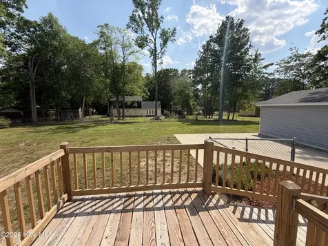 2443 Creekside Road Kinston NC 28504