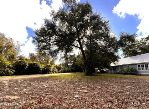 301 Fire Fly Lane Southport NC 28461