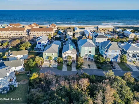 1105 Bowfin Lane Carolina Beach NC 28428