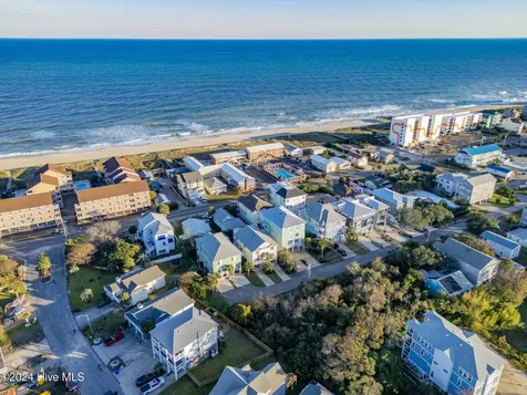 1105 Bowfin Lane Carolina Beach NC 28428