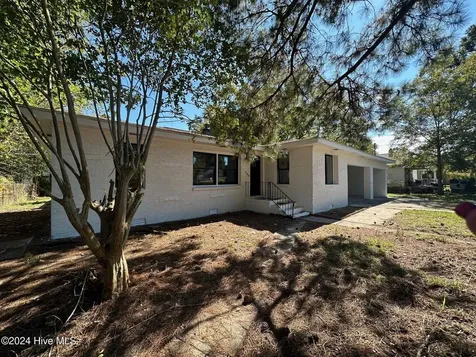 224 Hill Street Ahoskie NC 27910