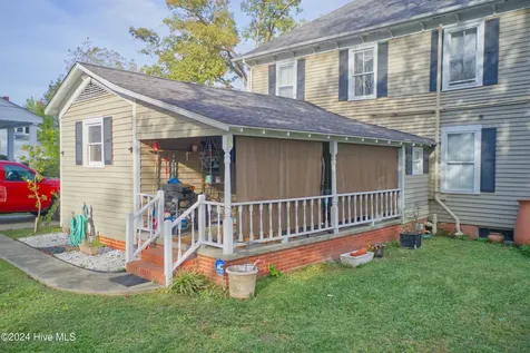 907 Smyrna Drive Whiteville NC 28472
