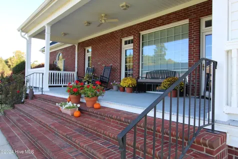 455 Hogan Farm Road Seagrove NC 27341