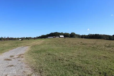455 Hogan Farm Road Seagrove NC 27341