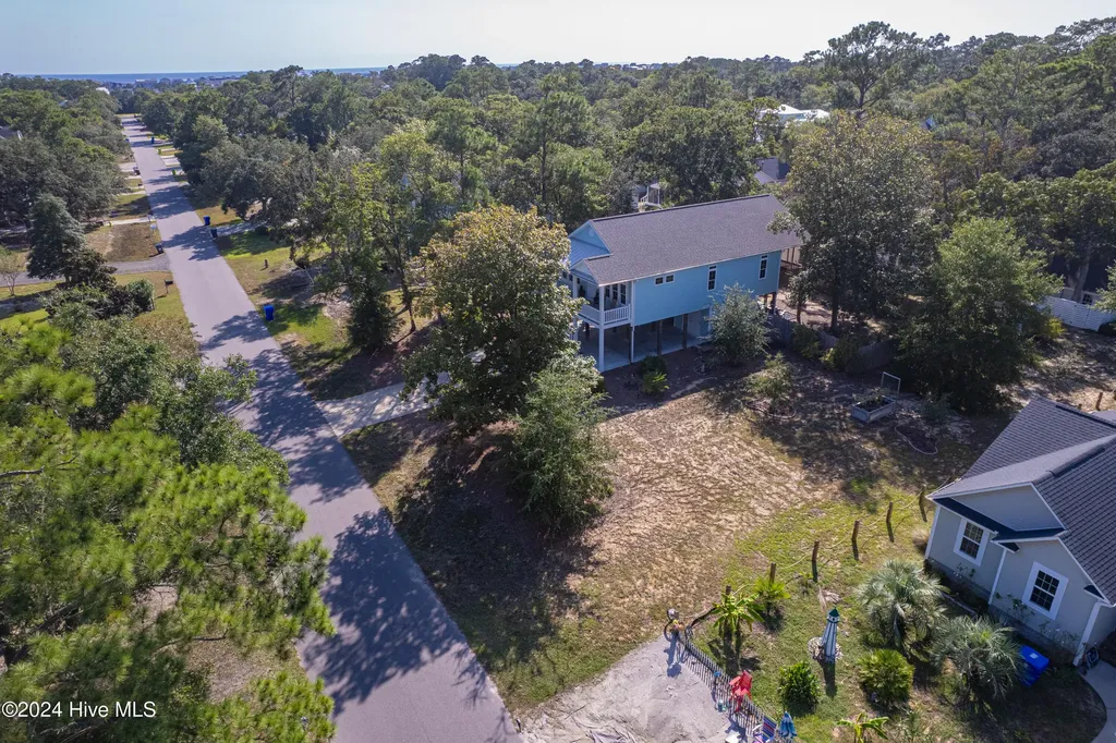 127 NW 25th Street Oak Island NC 28465