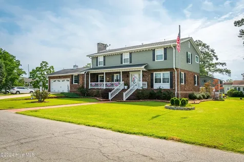 552 Lamont Street Belhaven NC 27810