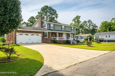 552 Lamont Street Belhaven NC 27810