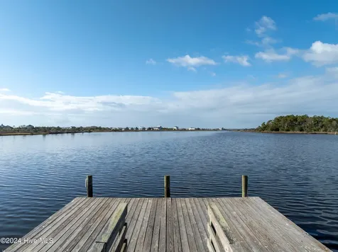 343 Landon Lane Sneads Ferry NC 28460