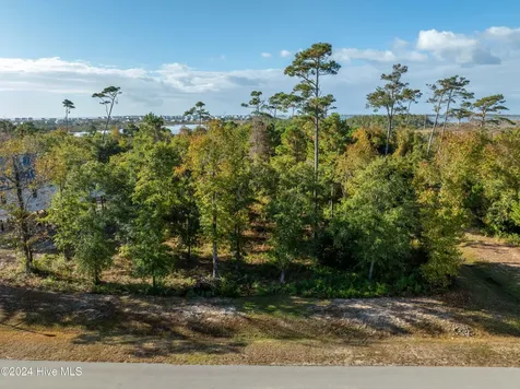 343 Landon Lane Sneads Ferry NC 28460
