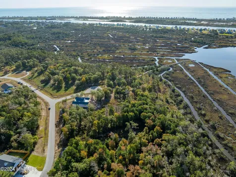 343 Landon Lane Sneads Ferry NC 28460