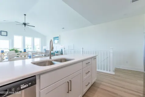 122 Shell Road Surf City NC 28445