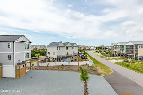 122 Shell Road Surf City NC 28445