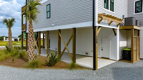 122 Shell Road Surf City NC 28445