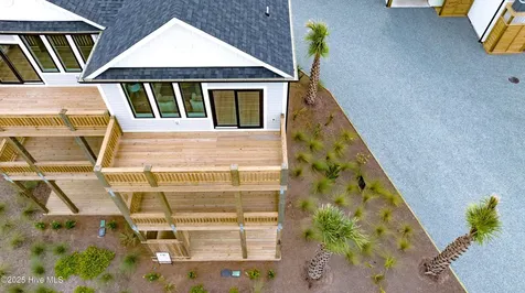 122 Shell Road Surf City NC 28445